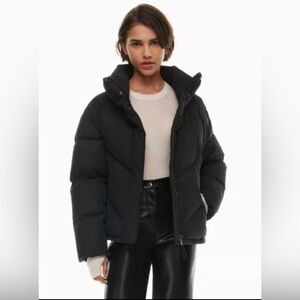 Excellent Condition|Aritzia Wilfred Cloud Puff Jacket - Black - Size M
